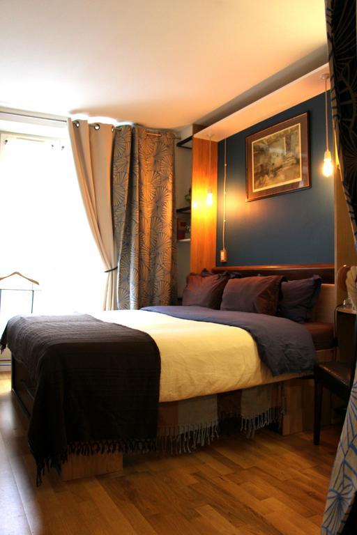 Private Room In A Parisian Homestay! - Close To It All! الغرفة الصورة