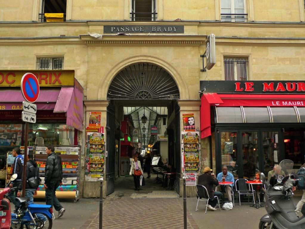 Private Room In A Parisian Homestay! - Close To It All! المظهر الخارجي الصورة