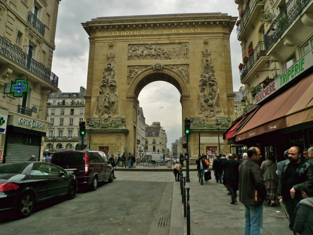 Private Room In A Parisian Homestay! - Close To It All! المظهر الخارجي الصورة