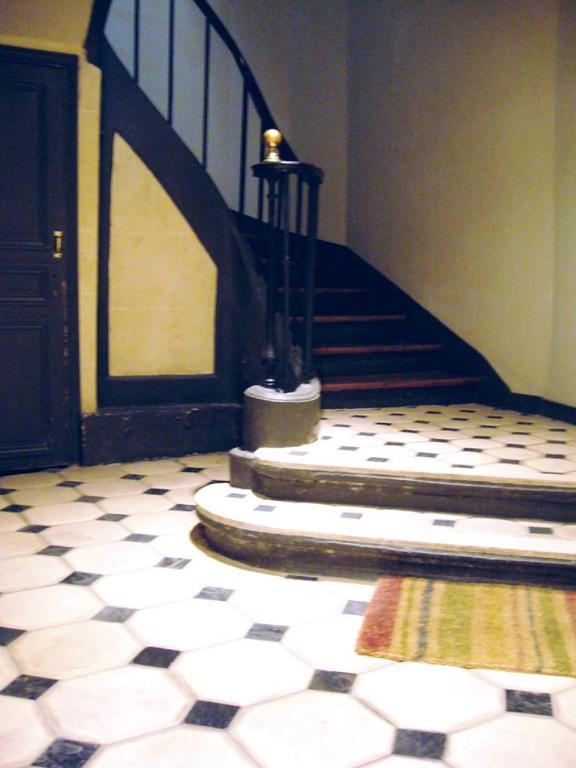 Private Room In A Parisian Homestay! - Close To It All! المظهر الخارجي الصورة